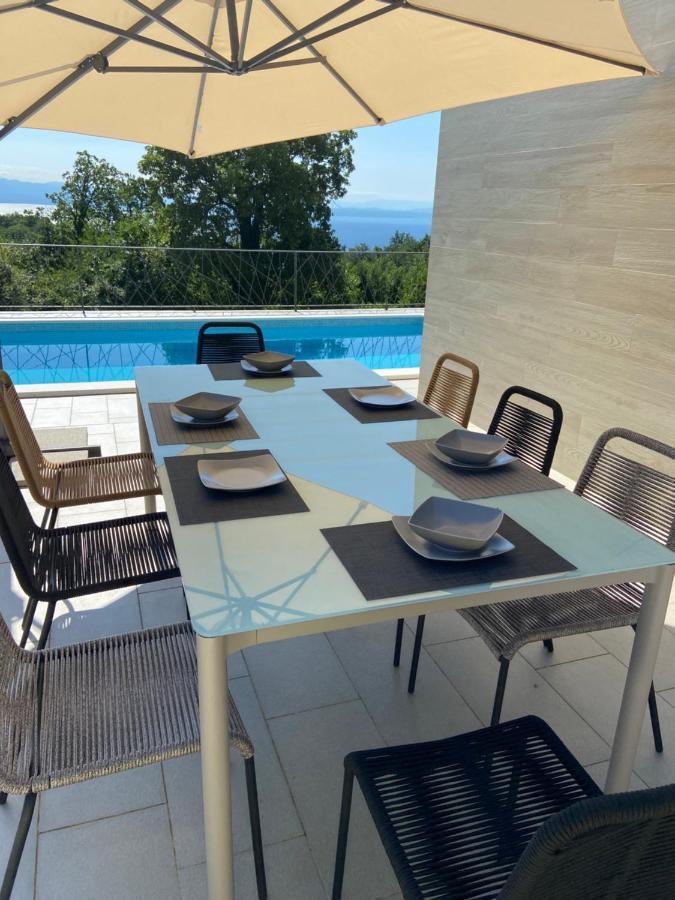 Villa Castanea โอปาติยา ภายนอก รูปภาพ