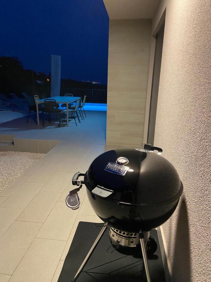 Villa Castanea โอปาติยา ภายนอก รูปภาพ